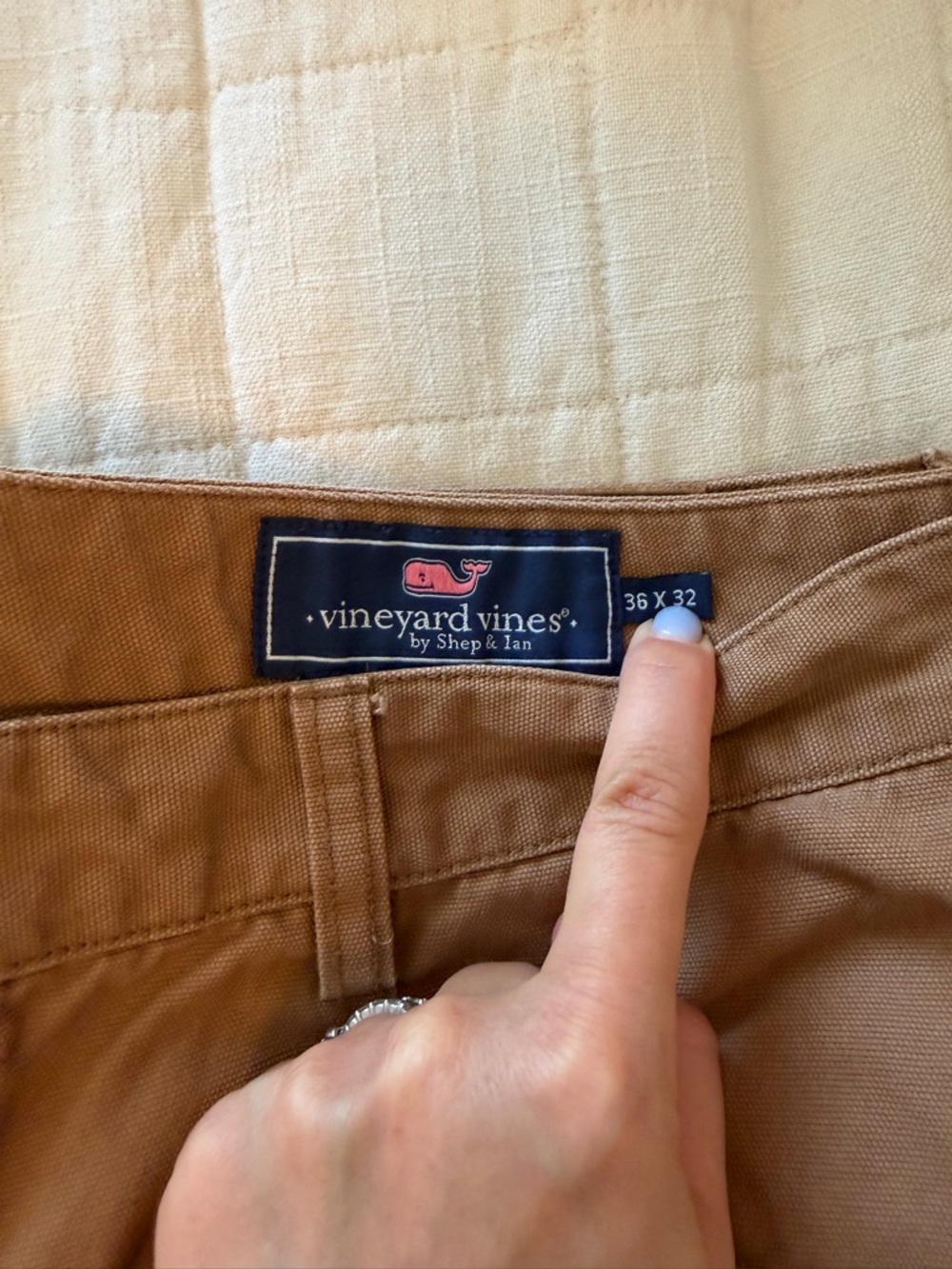 Vineyard Vines Men's Chino Pants in Tan